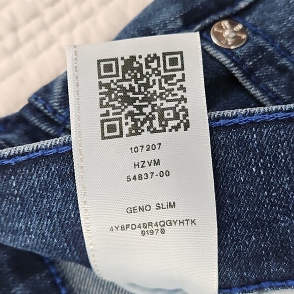 True Religion Geno Jeans Men's 36x32 Medium Blue Wash Relaxed Slim NWOT - Picture 16 of 16